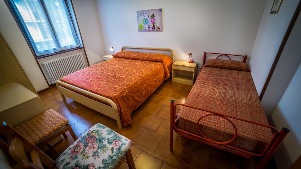 Apartmán Casa Enrico Pieve Di Ledro Pokoj fotografie