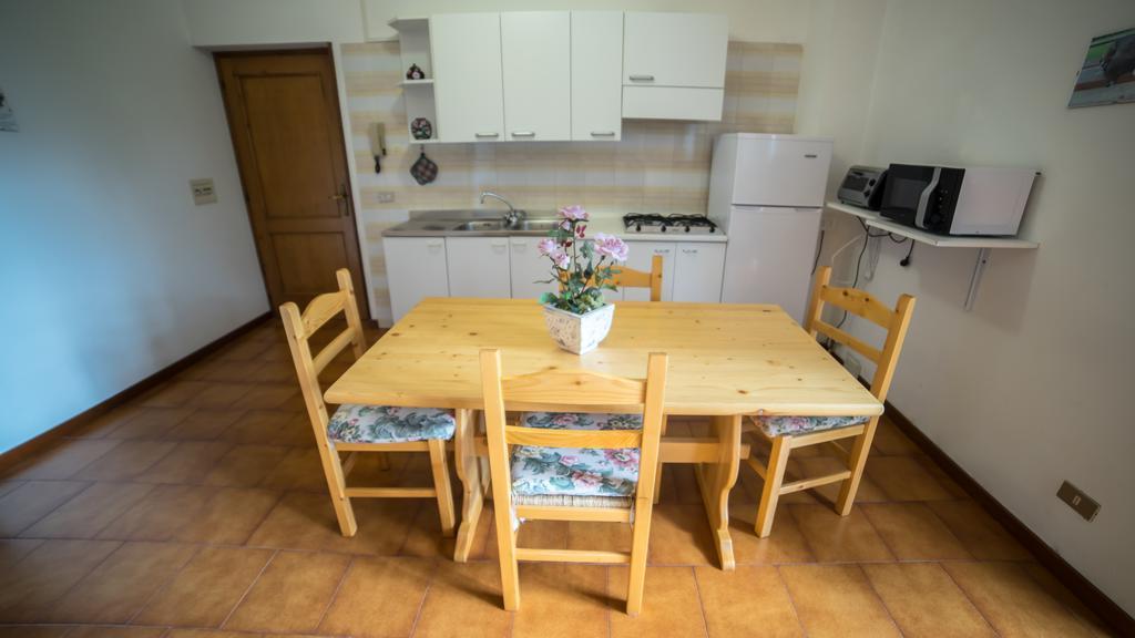Apartmán Casa Enrico Pieve Di Ledro Pokoj fotografie
