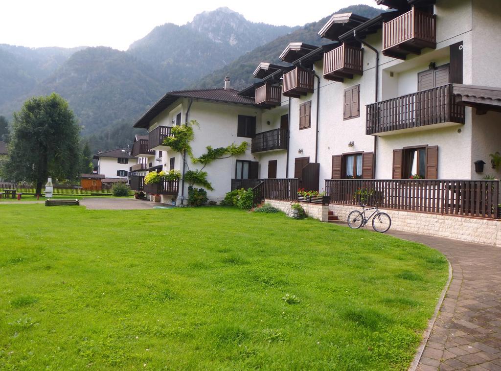 Apartmán Casa Enrico Pieve Di Ledro Pokoj fotografie